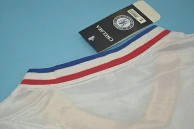 82-83 Chelsea away white