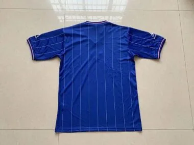 81–83 Chelsea zu Hause 2