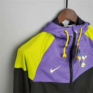 2021/22 Tottenham Hotspur purple-black windbreaker