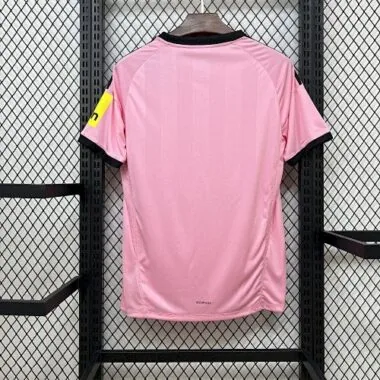 2025/26 Newcastle United keeper Kit voetbalshirt albumfoto 8