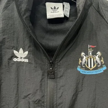 25-26 Newcastle United windjack-set S-3XL Goedkope voetbalshirts groothandel Yupoo