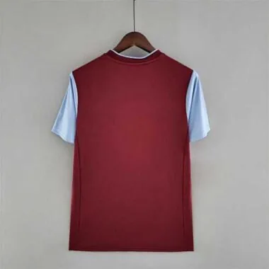 22-23 Aston Villa home