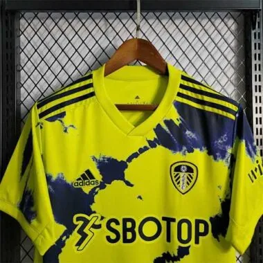 22-23 Leeds United away