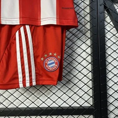 25-26 Kids Bayern Thuis 16-28