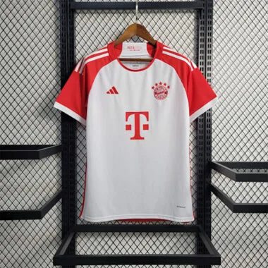 23-24 Bayern home