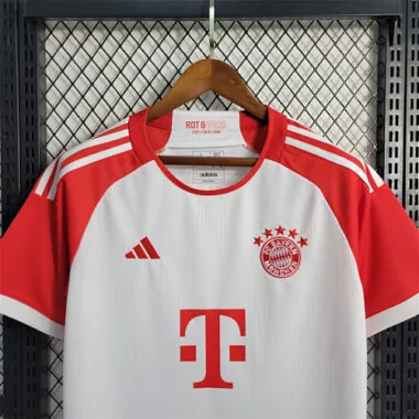 23-24 Bayern home