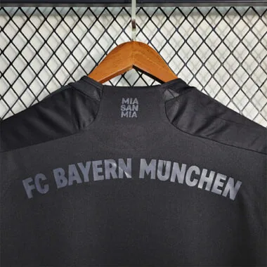 23-24 Bayern Black Special Edition