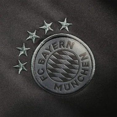 23-24 Bayern Black Special Edition