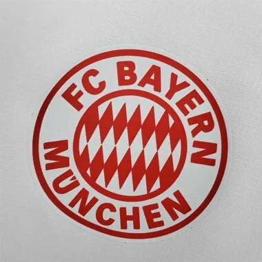 22-23 Bayern white windbreaker