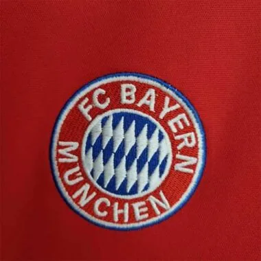 Fato de treino do Bayern 22-23, vermelho