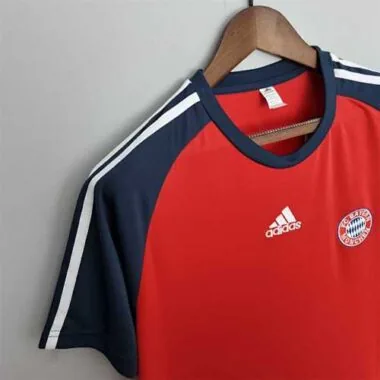 Fato de treino do Bayern 22-23, vermelho