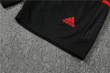 22-23 Bayern Training Kit Black