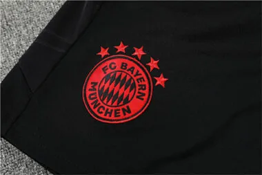 22-23 Bayern Training Kit Black