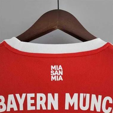 22-23 Bayern home 7