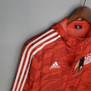 21-22 Bayern Red Windbreaker1684404583000