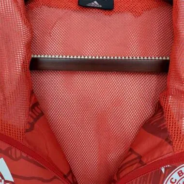 21-22 Bayern Red Windbreaker1684404583000