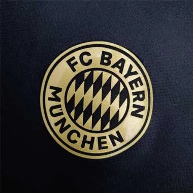 21-22 Bayern Munich away