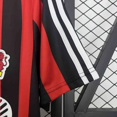 Equipa de casa retro 2001-02 do Bayer 04 Leverkusen, tamanhos S a XXL