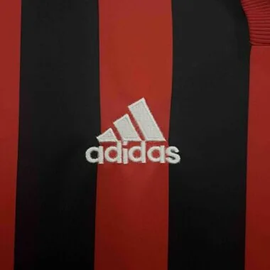 Equipa de casa retro 2001-02 do Bayer 04 Leverkusen, tamanhos S a XXL