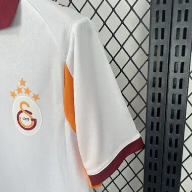 25-26 Galatasarays Away Kit S-2XL Cheap Football Jersey Wholesale Yupoo