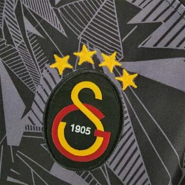 22-23 Galatasaray S.K. away