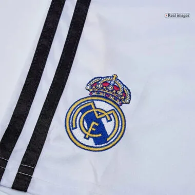 25-26 Kids Real Madrid Home Kids Full Kit Cheap Football Jersey Wholesale Yupoo