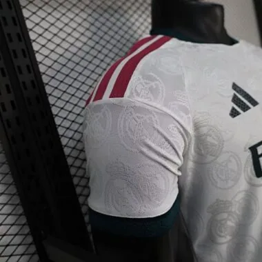 26-27 Player Real Madrid White Special Edition Kit Cheap Football Jersey Wholesale Yupoo