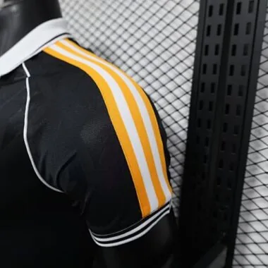 25-26 Player Real Madrid Retro Style Special Edition Kit S-3XL Cheap Football Jersey Wholesale Yupoo