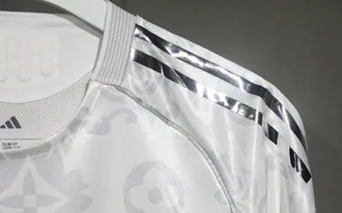 25-26 Players Real Madrid x LV Special Edition Kit S-3XL Cheap Football Jersey Wholesale Yupoo