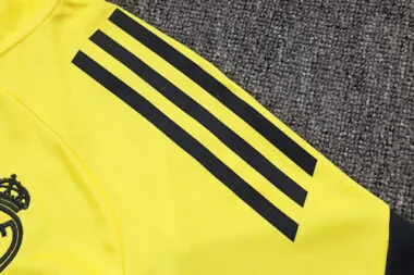 25-26 Real Madrid Training Kits Tracksuits Sweatshirt Cheap Jersey Wholesale Yupoo