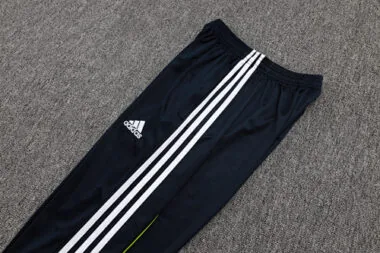 25-26 Real Madrid-trainingskleding, trainingspakken, sweatshirts, goedkope shirts, groothandel Yupoo