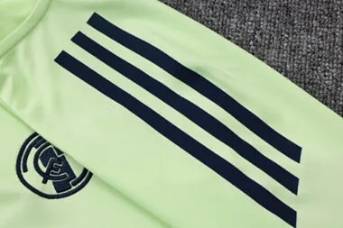 25-26 Real Madrid Training Kits Tracksuits Sweatshirt Cheap Jersey Wholesale Yupoo