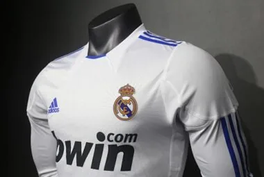 10-11 Retro Player Real Madrid Home Kit Long Sleeve Cheap Football Jersey Wholesale Yupoo