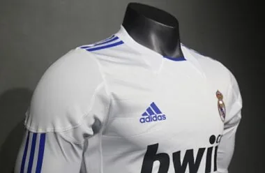 10-11 Retro Player Real Madrid Home Kit Long Sleeve Cheap Football Jersey Wholesale Yupoo
