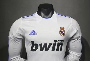 10-11 Retro Player Real Madrid Home Kit Long Sleeve Cheap Football Jersey Wholesale Yupoo