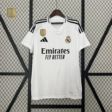 Thuis Tenue van Real Madrid uit 24-25 met allerlei emblemen