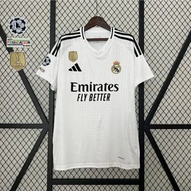 Thuis Tenue van Real Madrid uit 24-25 met allerlei emblemen