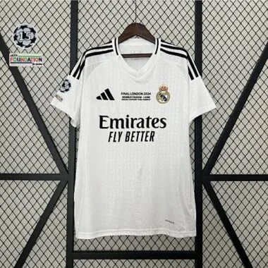 Thuis Tenue van Real Madrid uit 24-25 met allerlei emblemen