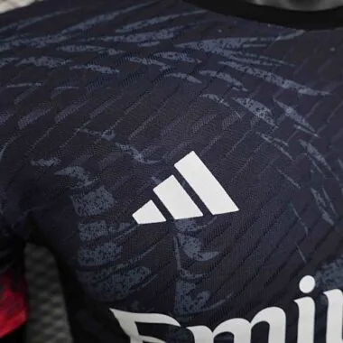 Camisa do Real Madrid «Red Dragon» Edição Especial, Versão de Jogador, 24-25