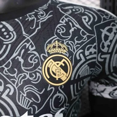 23-24 Real Madrid Special Edition Black Player Version Concept Kit