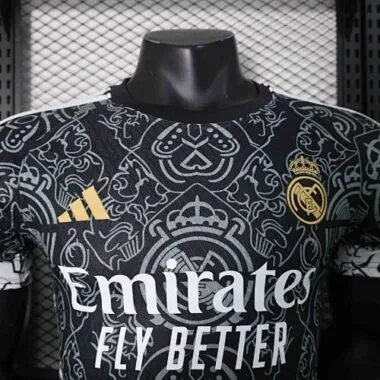 23-24 Real Madrid Special Edition Black Player Version Concept Kit