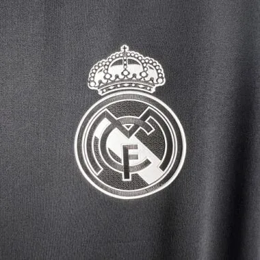 16-17 Camisola retro do Real Madrid (terceira camisola de deslocado) S-XXL