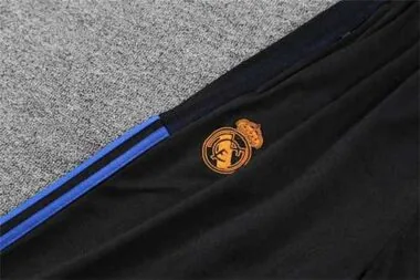 Real Madrid Polo black with yellow-logo