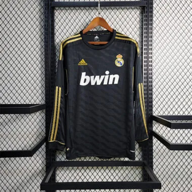 11-12 Real Madrid, maglia da trasferta nera a maniche lunghe