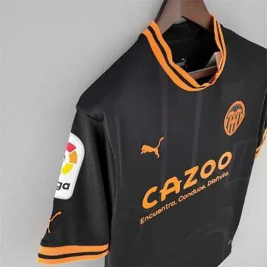 22-23 Valencia away