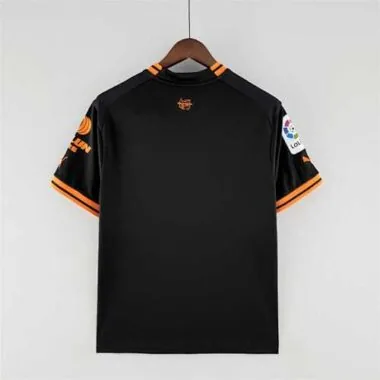 22-23 Valencia away
