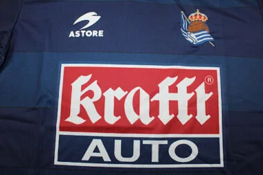 Equipación retro de la Real Sociedad (98-00), local, tallas S-2XL. Camisetas de fútbol baratas al por mayor en Yupoo