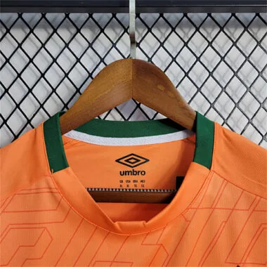 2022/23 Fluminense orange goalkeeper