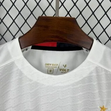 Equipamento de Deslocamento do Vitória 25-26, tamanhos S-4XL – Camisolas de futebol baratas, venda por grosso na Yupoo