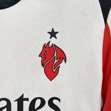 Equipación de manga larga para partidos fuera de casa del AC Milan 25-26, tallas S-2XL. Camisetas de fútbol baratas al por mayor en Yupoo